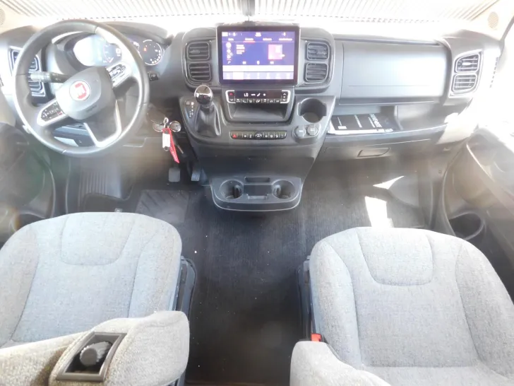 Fahrzeugbild Hymer Grand Canyon Fiat Luftfeder.+200AhLithium+4.250+ #17