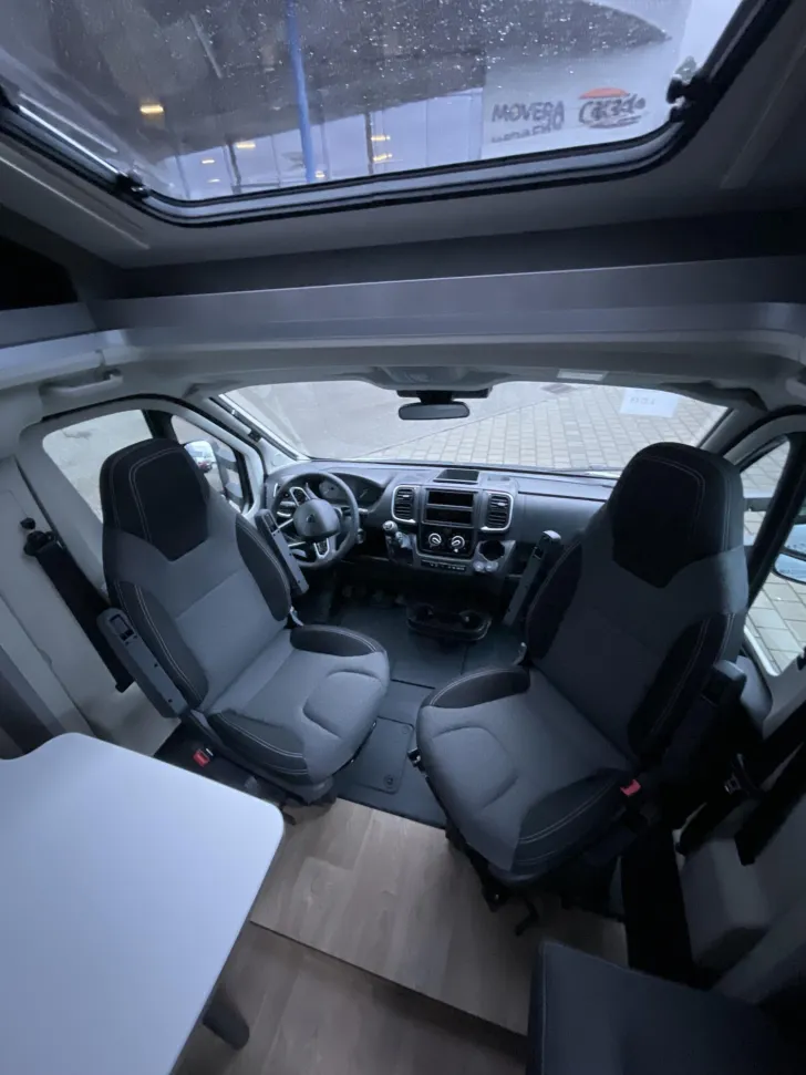 Fahrzeugbild Crosscamp EXPDN T 7.0 E Peugeot in 7 Tagen abholbereit! #11