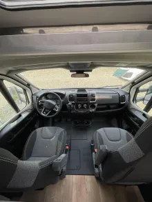 Fahrzeugbild Crosscamp EXPDN T 7.4 E Peugeot #7