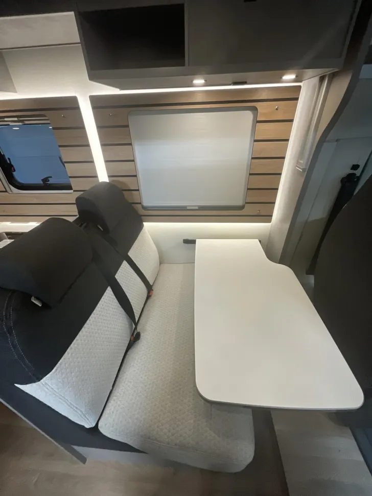 Fahrzeugbild Crosscamp EXPDN 7.0 E Peugeot in 7 Tagen abholbereit! #7