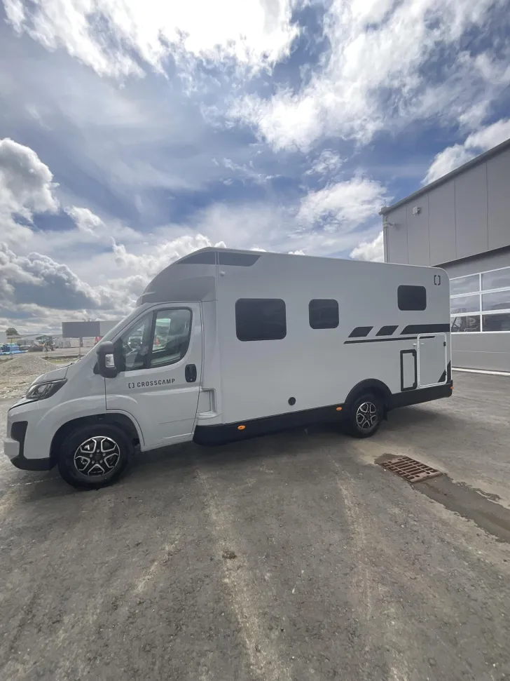 Fahrzeugbild Crosscamp EXPDN 7.0 E Peugeot in 7 Tagen abholbereit! #1