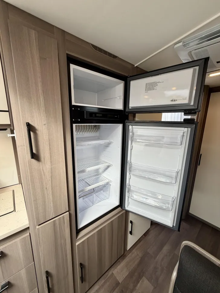 Fahrzeugbild Kabe Estate 600 GDL KS Mover*3er-EtagenBetten #11