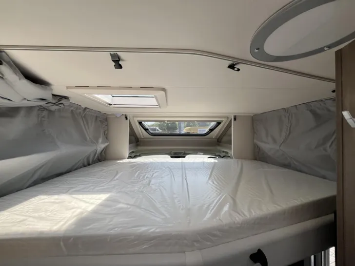 Fahrzeugbild Carado T 328 #9