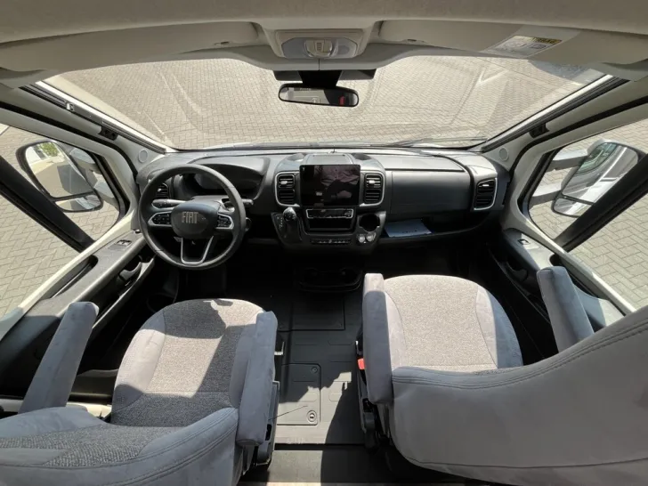 Fahrzeugbild Carado T 328 #14