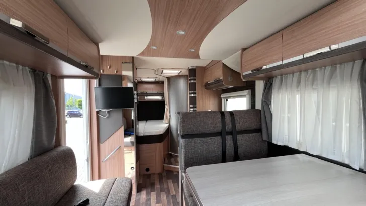 Fahrzeugbild Knaus Sky Wave 650 MF #7