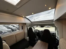 Fahrzeugbild Bürstner Signature SFT 7.0 *aufgelastet auf 3,65t* #17