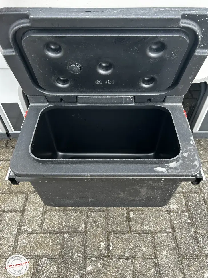 Fahrzeugbild Bürstner Signature SFT 7.0 *aufgelastet auf 3,65t* #30