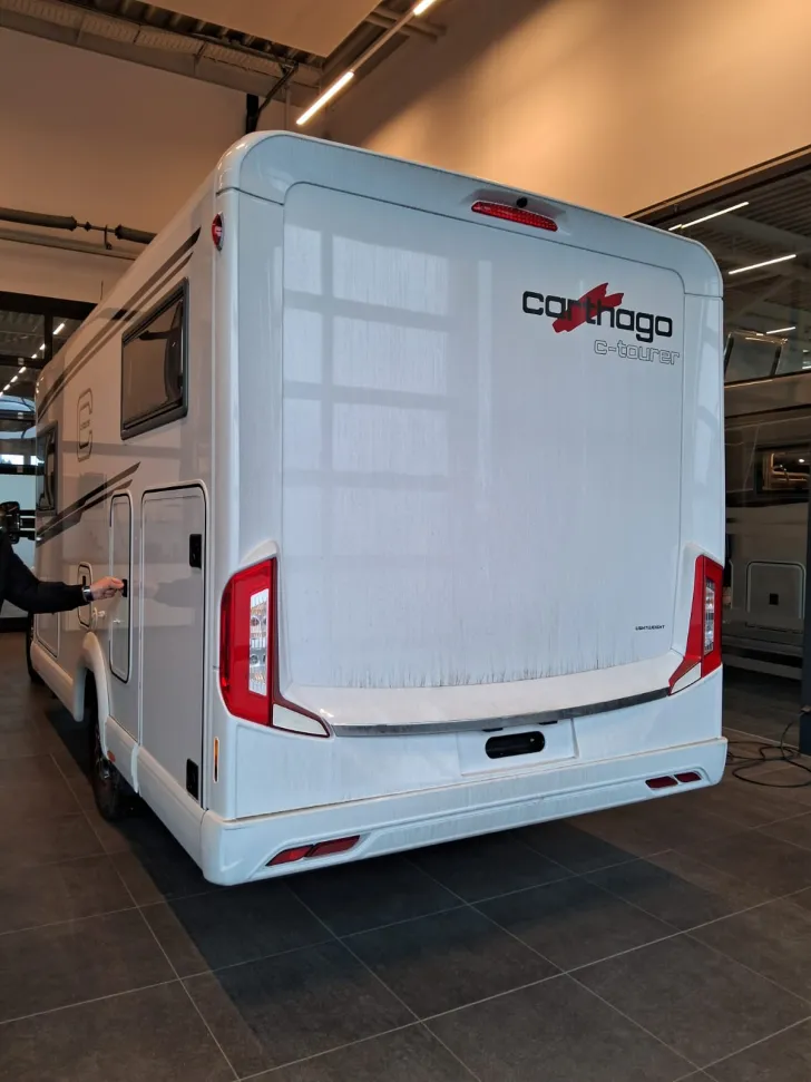 Fahrzeugbild Carthago C1-tourer I 143 KB-LE lightweight 3.5t Neuwertig #4
