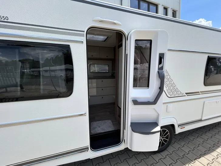 Fahrzeugbild Fendt Tendenza 550 SG #6