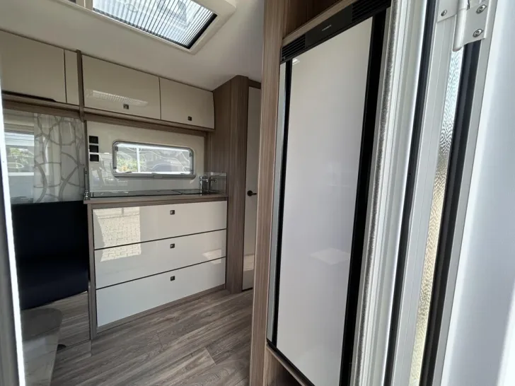 Fahrzeugbild Fendt Tendenza 550 SG #8