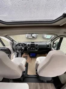 Fahrzeugbild Carado V 337 Automatik, LED Scheinwerfer #18