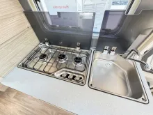 Fahrzeugbild Fendt Bianco Activ 550 KMG/2.000 kg/Einzelbettauszug #14