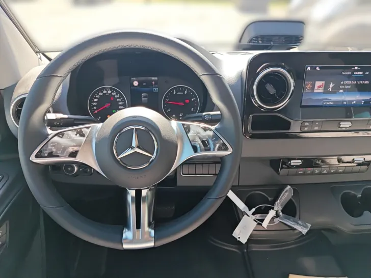 Fahrzeugbild Malibu Genius 641 LE Mercedes #8