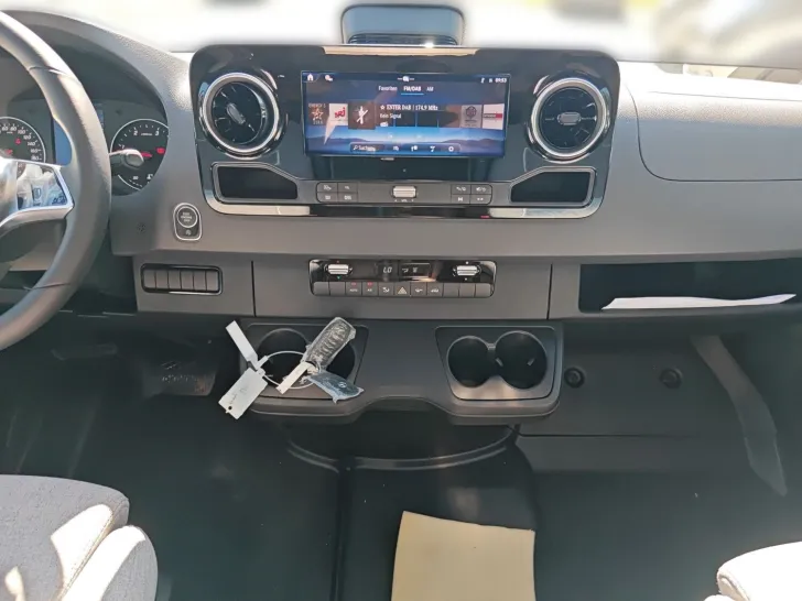 Fahrzeugbild Malibu Genius 641 LE Mercedes #9