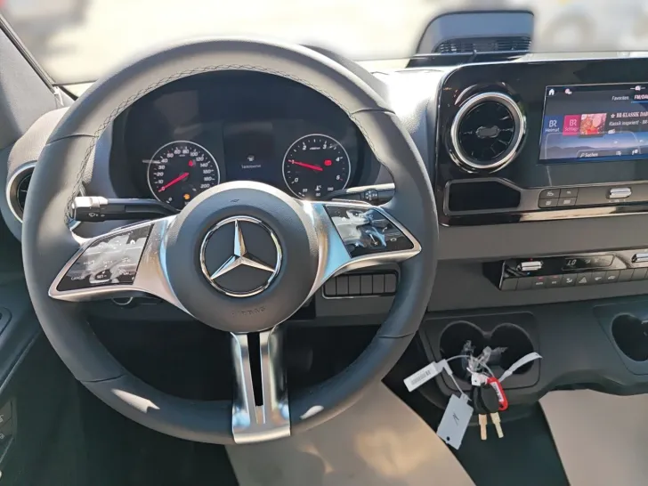 Fahrzeugbild Malibu Genius 641 LE Mercedes #8