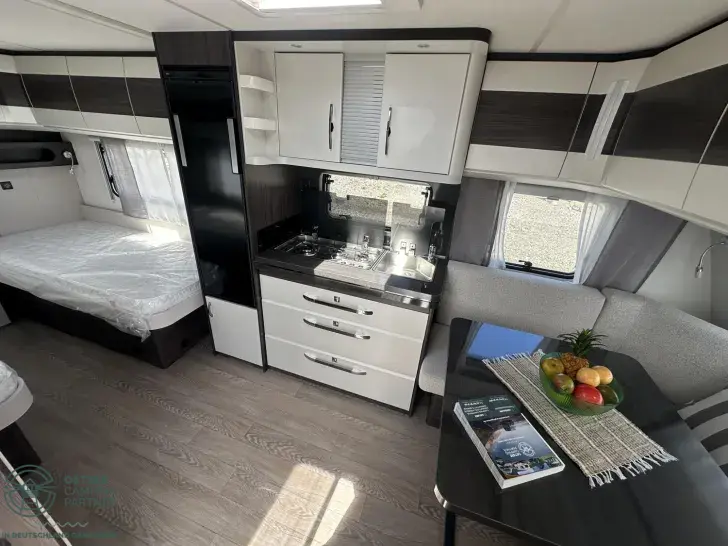 Fahrzeugbild Hobby Prestige 560 WLU KOMFORTABLE EINZELBETTEN #8