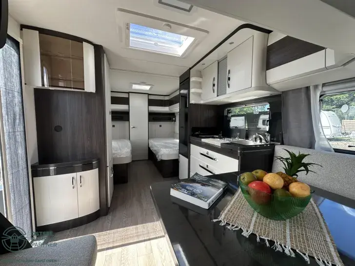 Fahrzeugbild Hobby Prestige 560 WLU KOMFORTABLE EINZELBETTEN #9