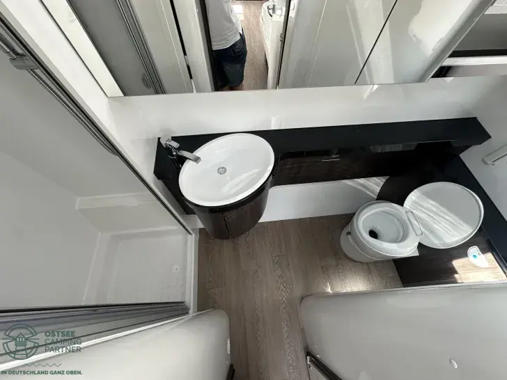 Fahrzeugbild Hobby Prestige 560 WLU KOMFORTABLE EINZELBETTEN #12