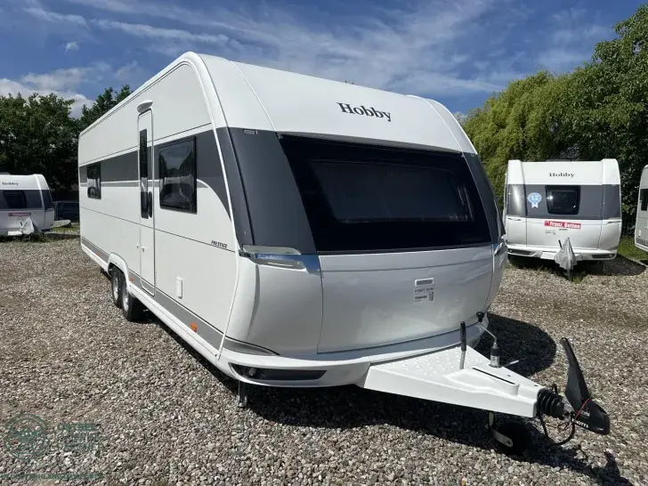 Fahrzeugbild Hobby Prestige 720 WQC ab 4,99% finanzieren #1