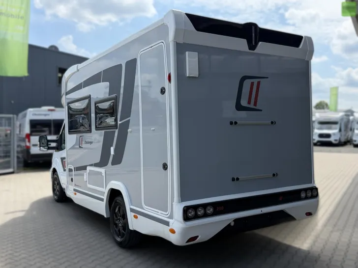 Fahrzeugbild Challenger Teilintegriert Graphite Edition 250 Drive 6,39m #5