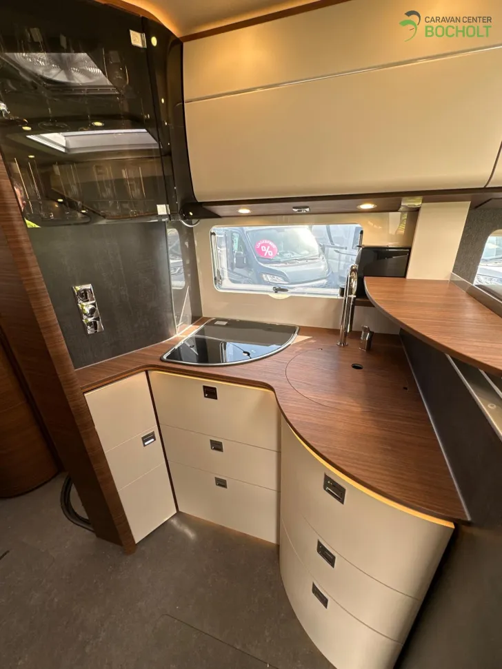 Fahrzeugbild Carthago chic c-line I 4.9 LE Modell 2026 / Truma Combi 6 E #11