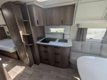 Fahrzeugbild Kabe Smaragd 540 GLE 2000kg/Citywasser/ATC/Duo Control/Kompressorkühlschrank #10