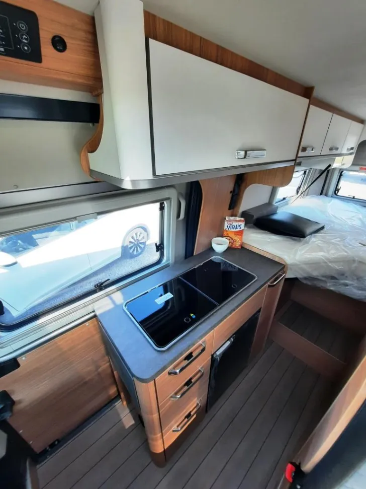 Fahrzeugbild Weinsberg CaraBus EDITION FIRE 600 ME Verfüg./Sparen Sie 8.657,- € #11