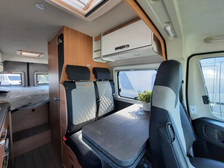 Fahrzeugbild Weinsberg CaraBus EDITION FIRE 600 ME Verfüg./Sparen Sie 8.657,- € #6