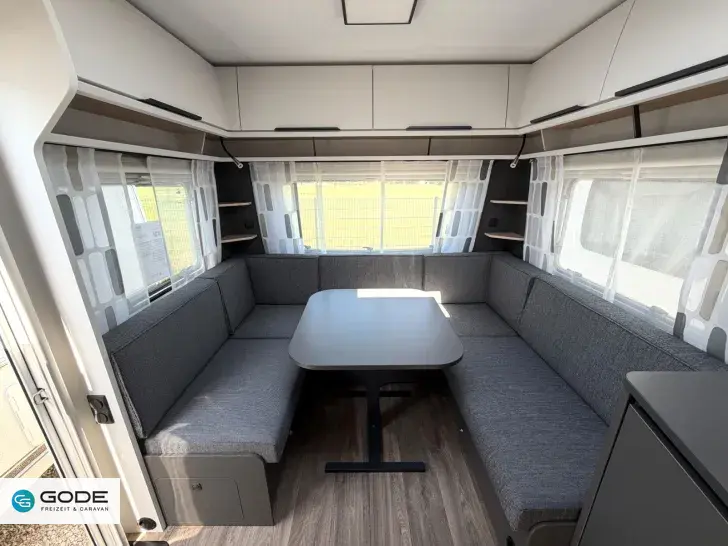 Fahrzeugbild Fendt Apero 495 SFB/2.000 kg/Fliegentür #5