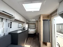 Fahrzeugbild Fendt Apero 495 SFB/2.000 kg/Fliegentür #8