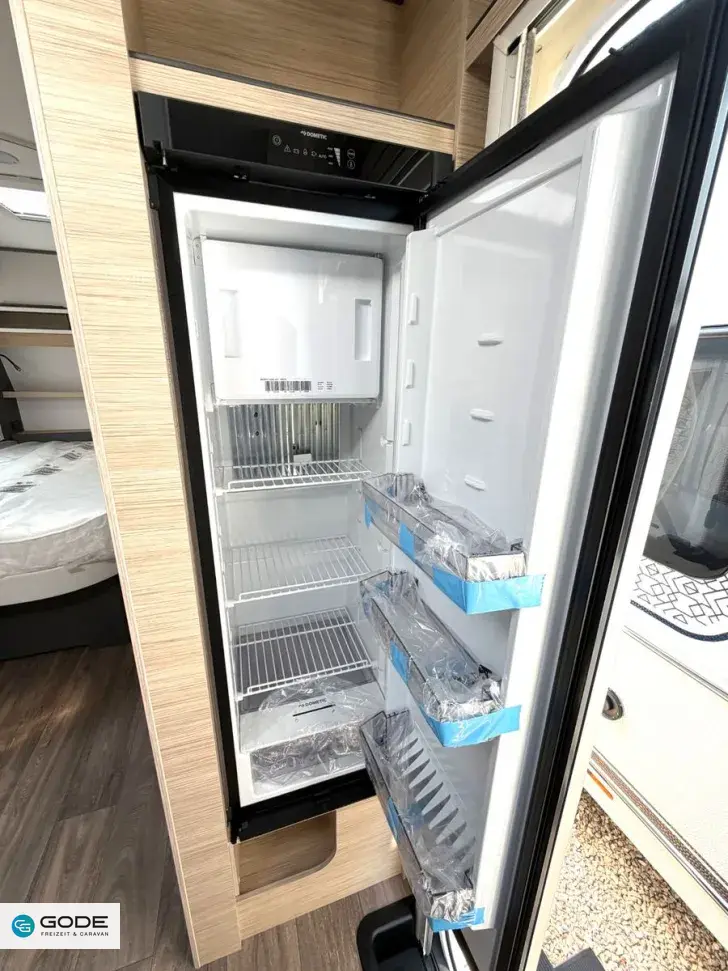 Fahrzeugbild Fendt Apero 495 SFB/2.000 kg/Fliegentür #10