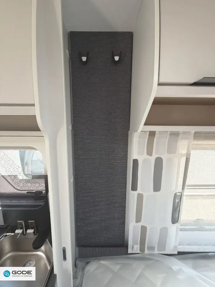 Fahrzeugbild Fendt Apero 495 SFB/2.000 kg/Fliegentür #20