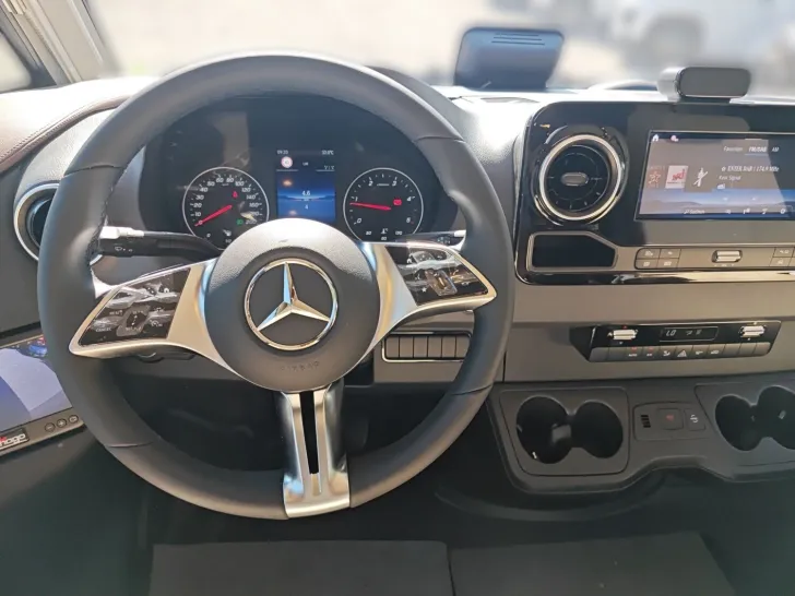 Fahrzeugbild Carthago chic c-line I 4.9 LE L Mercedes #8