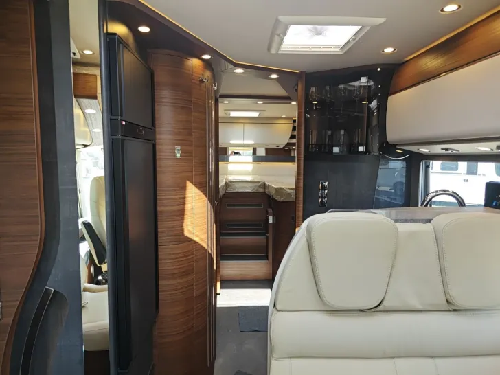 Fahrzeugbild Carthago chic c-line I 4.9 LE L Mercedes #19