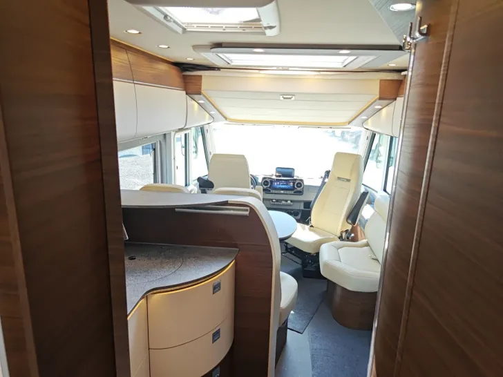 Fahrzeugbild Carthago chic c-line I 4.9 LE L Mercedes #20