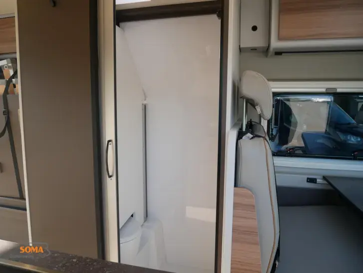 Fahrzeugbild Bürstner B66 C 600 #13