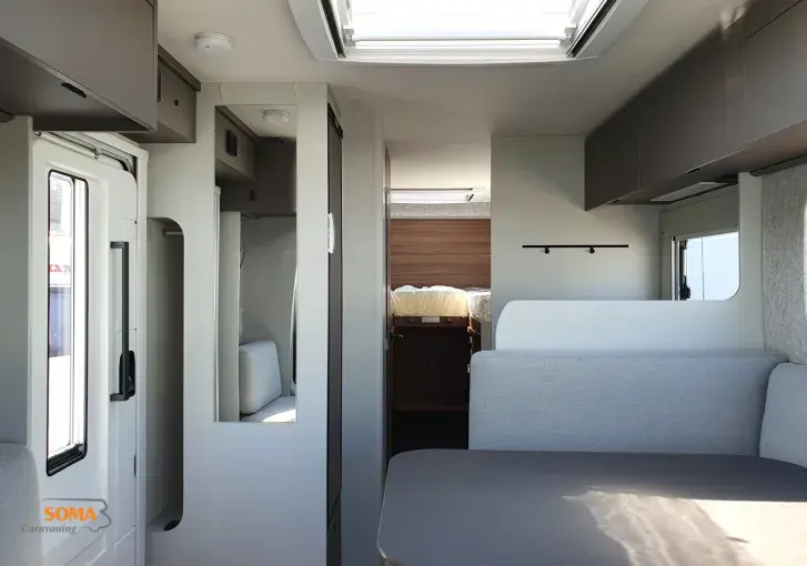 Fahrzeugbild LMC Cruiser 750 EL #7
