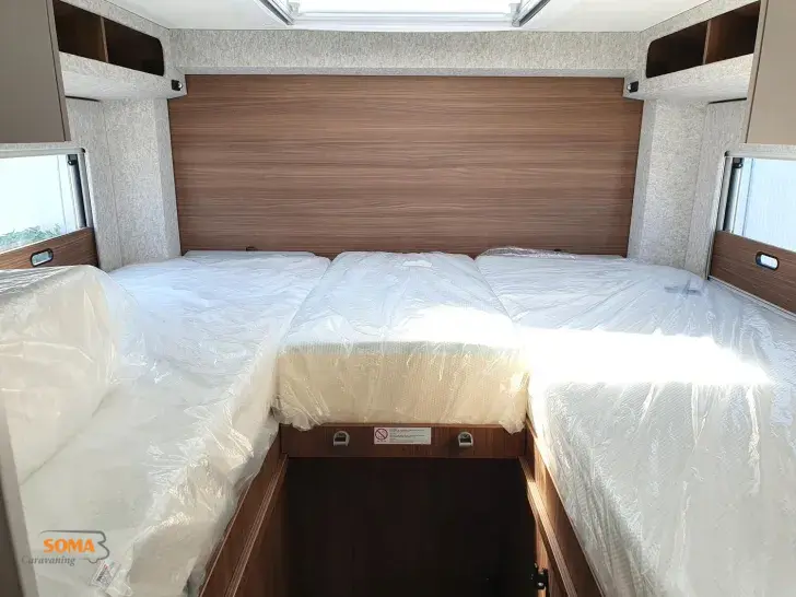 Fahrzeugbild LMC Cruiser 750 EL #11