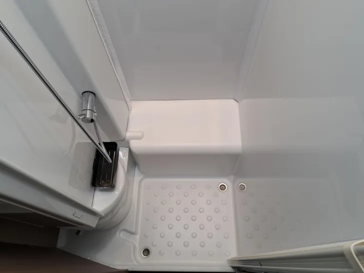 Fahrzeugbild Carado T 328 Pro+, Automatik, Solar, LTE, TV, Hubbett #18