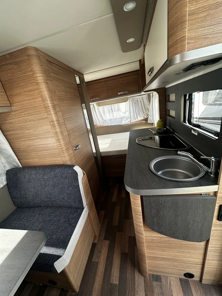Fahrzeugbild Weinsberg CaraOne 420 QD Truma Rangierhilfe #10