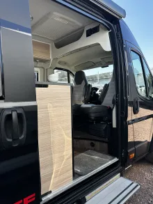 Fahrzeugbild Sunlight Camper Van Cliff 640 Solar + TV/SAT + Markise #4