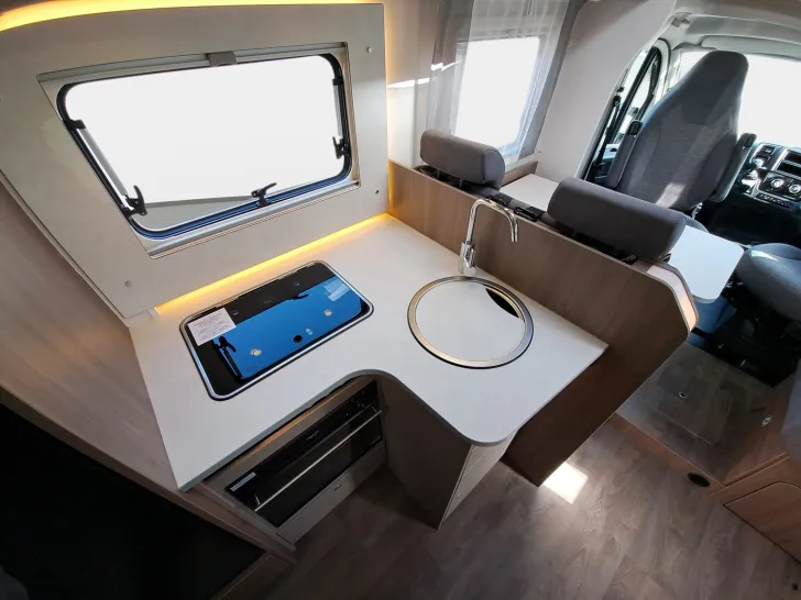 Fahrzeugbild Carado T 328 Pro+, Solar, LTE, TV, Backofen #14