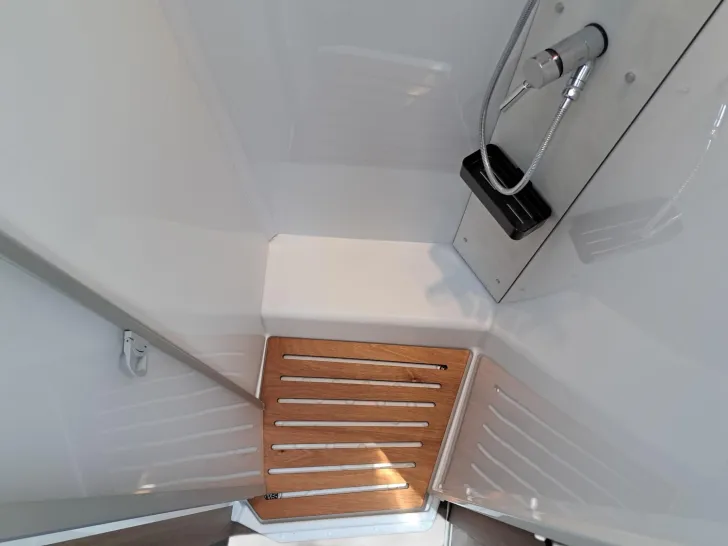 Fahrzeugbild Carado T 459 Pro+, Autom., Solar, TV, LTE, 3. Bett, Ofen #14