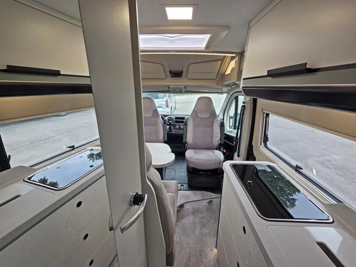 Fahrzeugbild Karmann Mobil Davis Lifestyle DA 630 LS AUTOMATIK*MARKISE #13