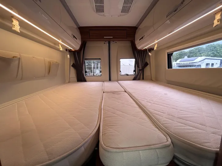 Fahrzeugbild Roller Team Livingstone DUO XL PRESTIGE*AHK*SAT*SOLAR* #14