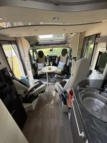 Fahrzeugbild Chausson Welcome 611 Travel Line 2 Aufbautüren, 2 Hubbetten #11