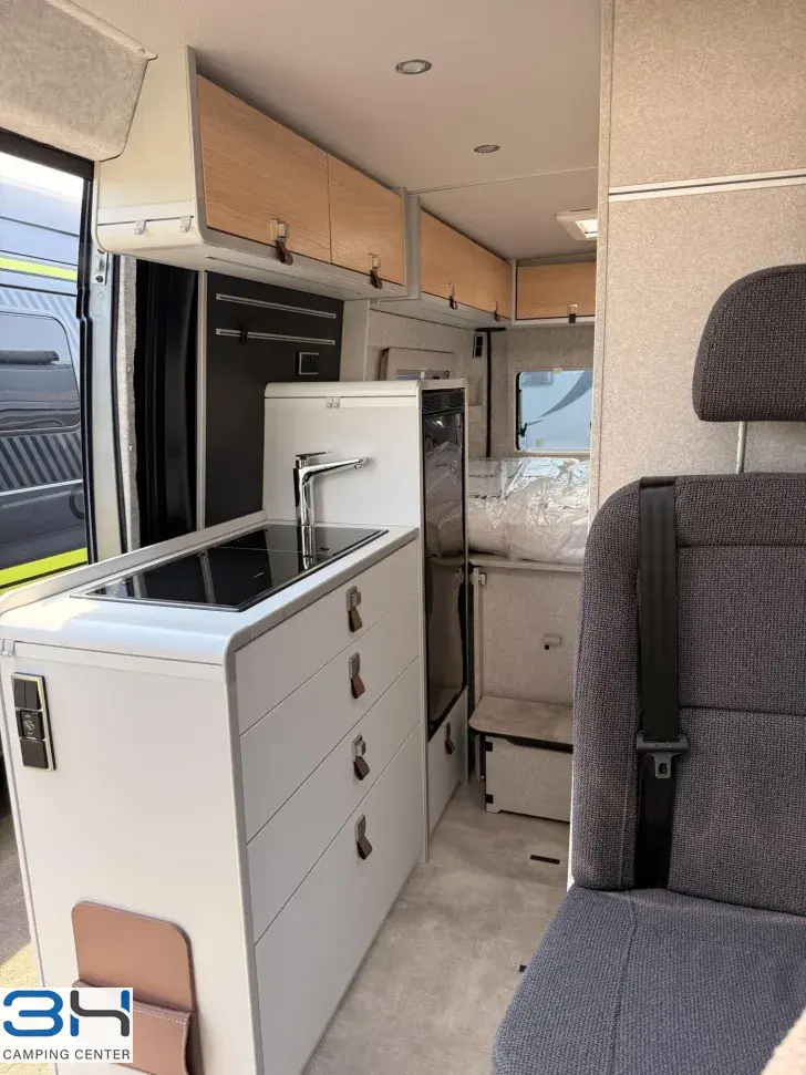 Fahrzeugbild Hymer Yellowstone 640 #8