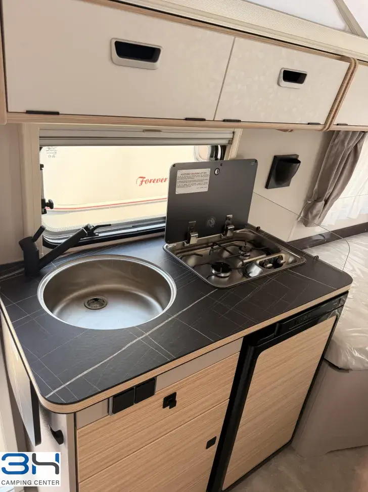 Fahrzeugbild Hymer Eriba Eriba Touring 542 Silver Edition #5