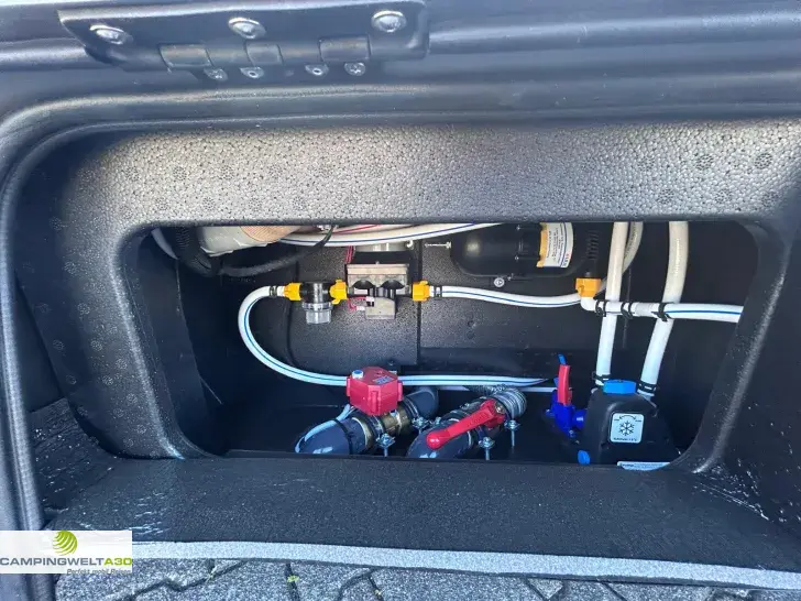 Fahrzeugbild Bürstner Signature SFT 7.0*SAT*LITHIUM*KÜCHENPAKET* #29