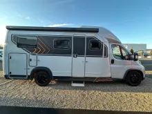 Fahrzeugbild Bürstner Signature SFT 7.1*SAT*LITHIUM*KÜCHENPAKET* #3